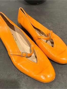 Vintage Salvatore Ferragamo Orange Leather Mary Jane Flats Size 6